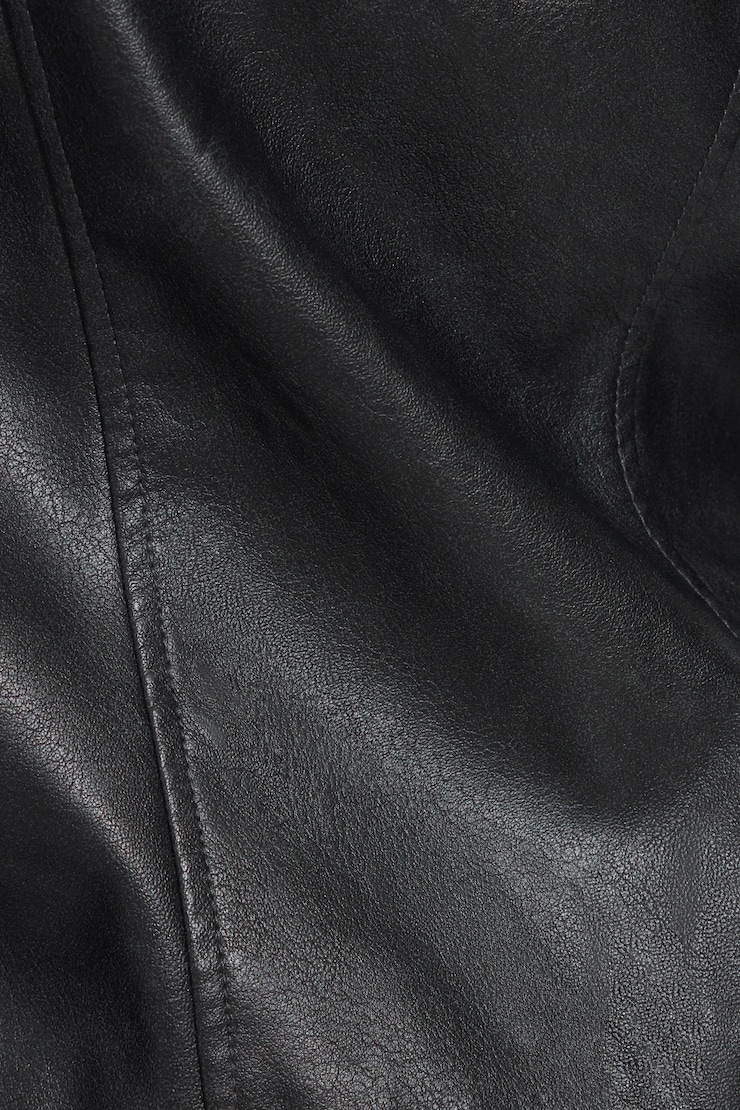 100097027_2OM_alt5_1920x2880.jpg