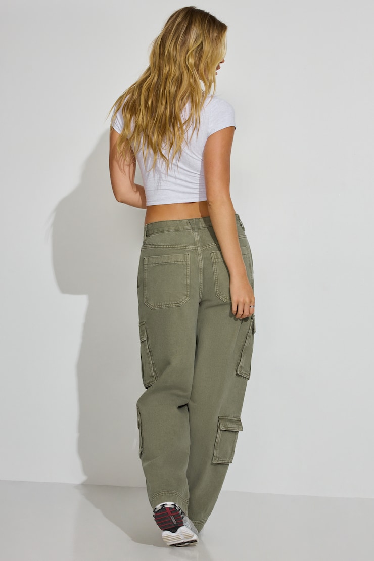 100099010_86R_alt2_1920x2880.jpg